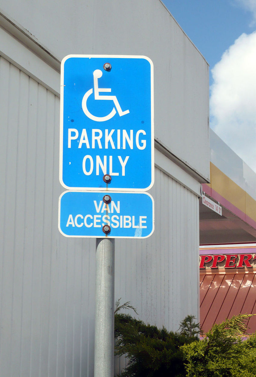 Handicapped_Parking_Fortuna.jpg