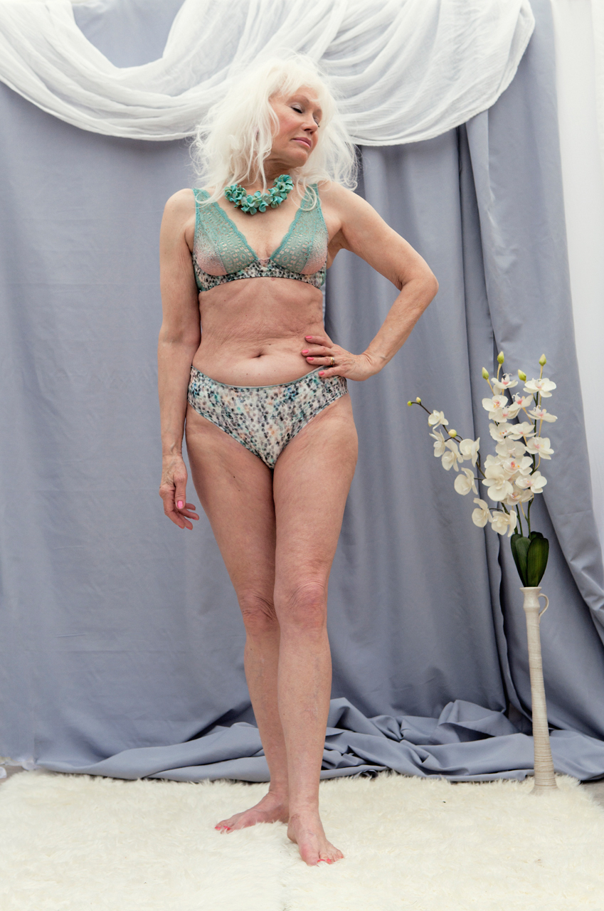 Hello-Im-Nora-10_Emily-Stein.jpg