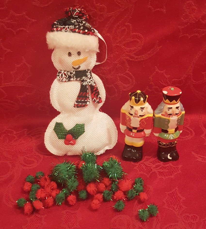 Holiday-Centerpiece-_-Desiree-O-_-LittleThings-_-10.jpg