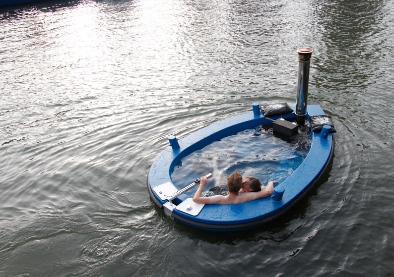 HotTug3.jpg