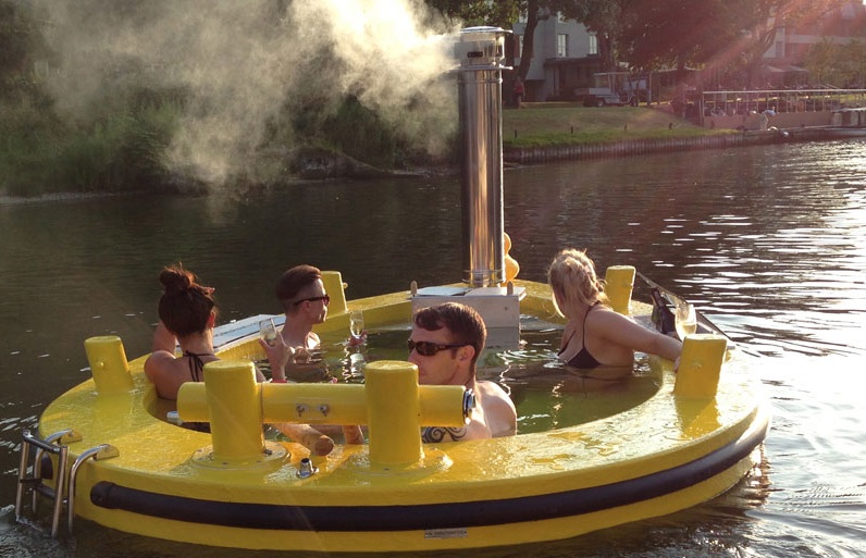HotTug4.jpg