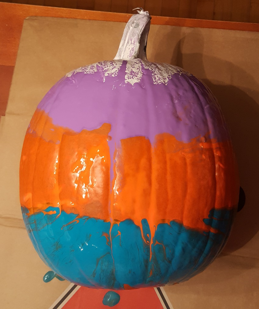 I-Made-Drip-Painting-Pumpkins-_-Desiree-O-_-LittleThings-_-9.jpg