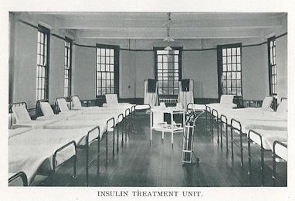 Insulin_Treatment_Unit_Roundway_Hospital_circa_1951.jpg