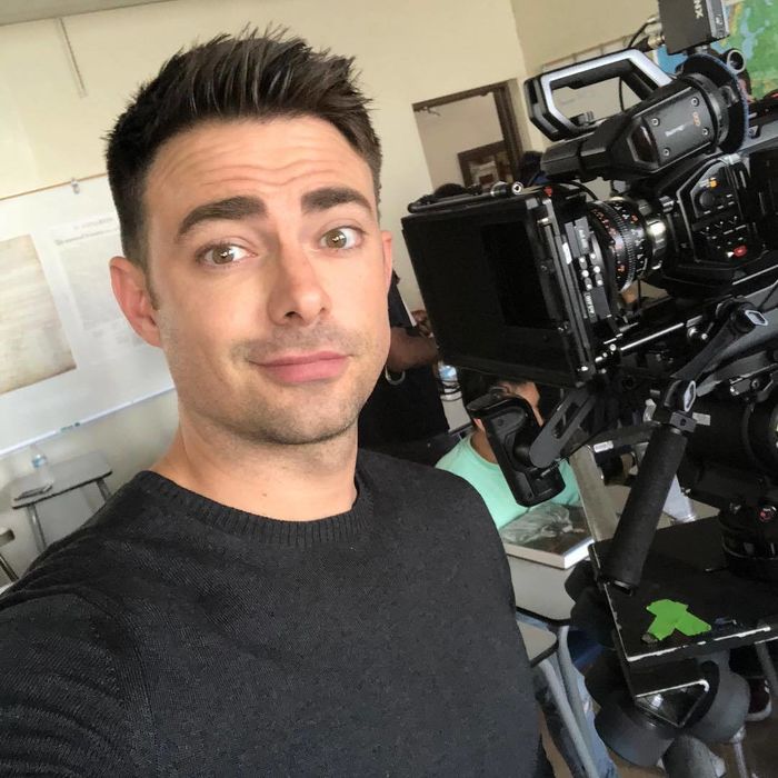 JONATHAN-BENNETT.jpg