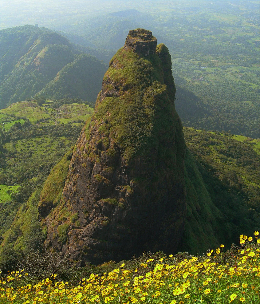 Kalavantin_Durg.jpg