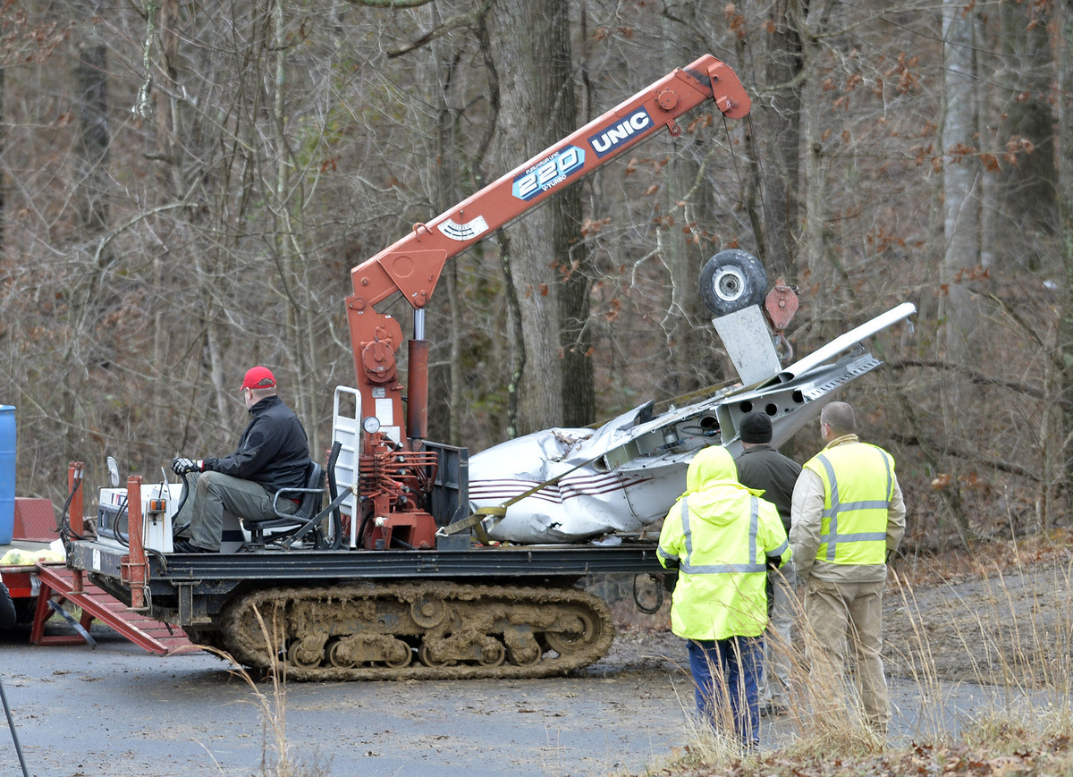 APTOPIX Kentucky Plane Crash