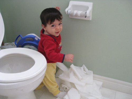 Kids-Making-A-Mess-1-of-37-Pics.jpg