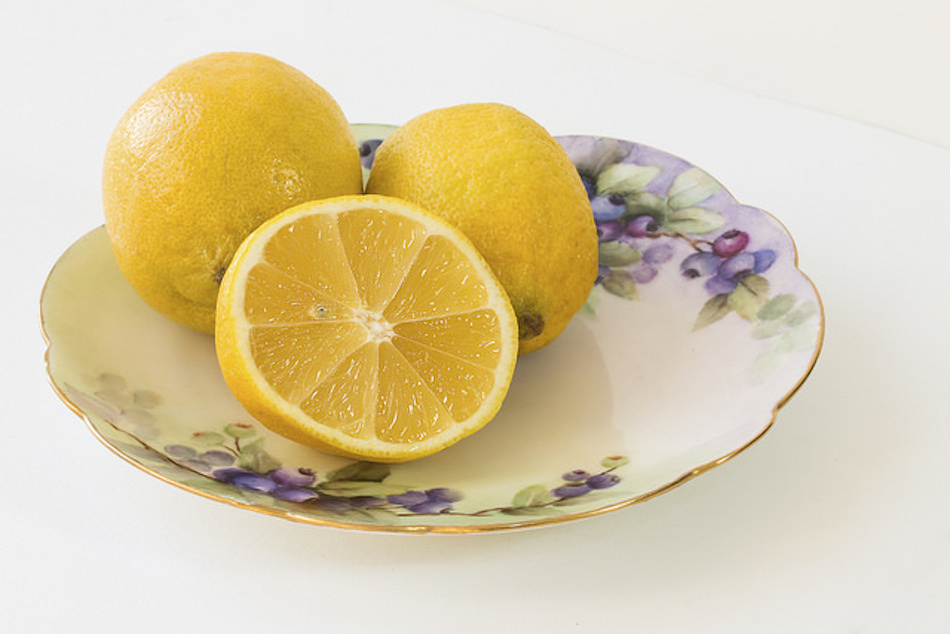 Lemon-Wedge.jpg Lemon-Wedge.jpg