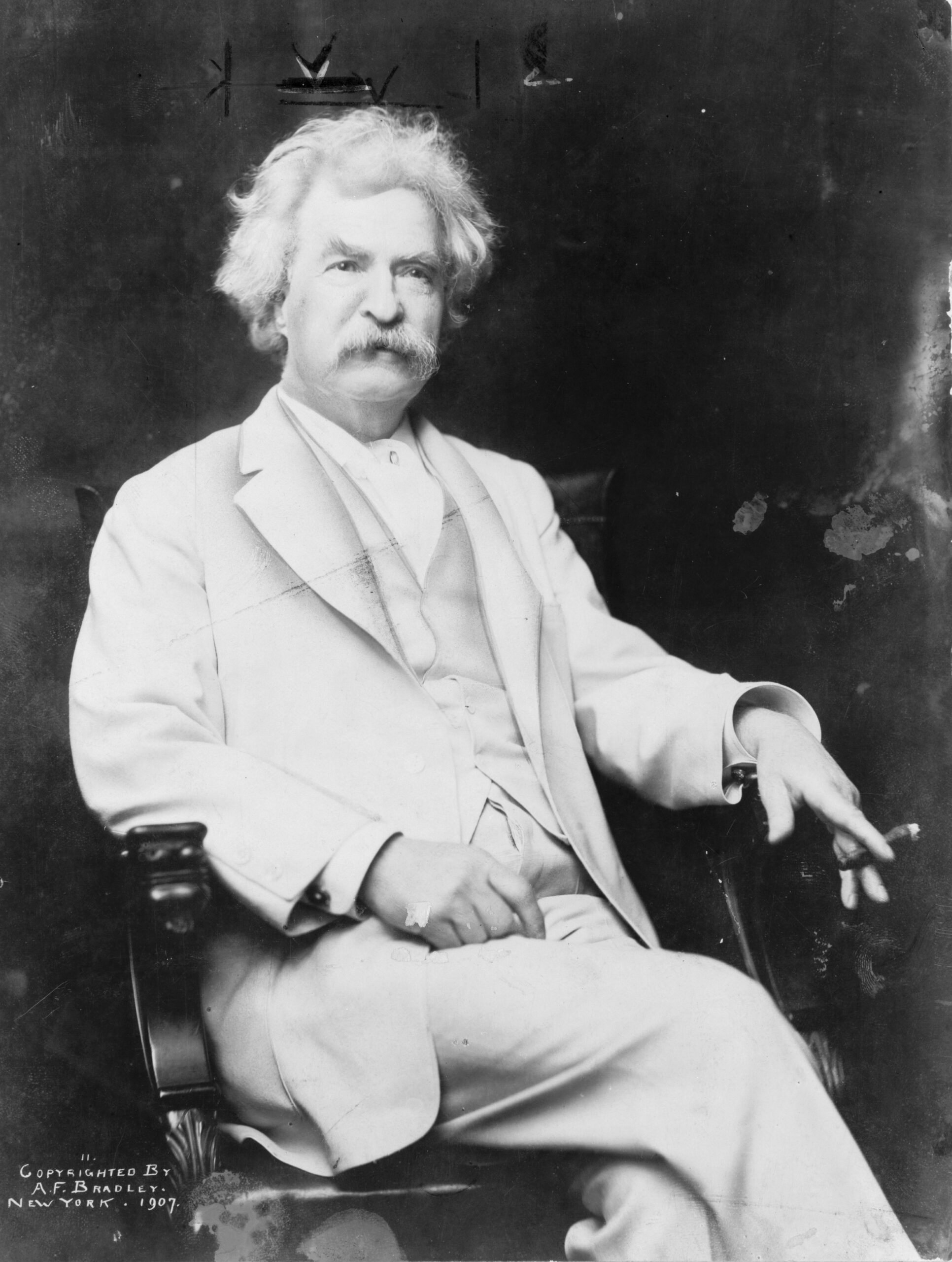 Mark_Twain_Cigar.jpg