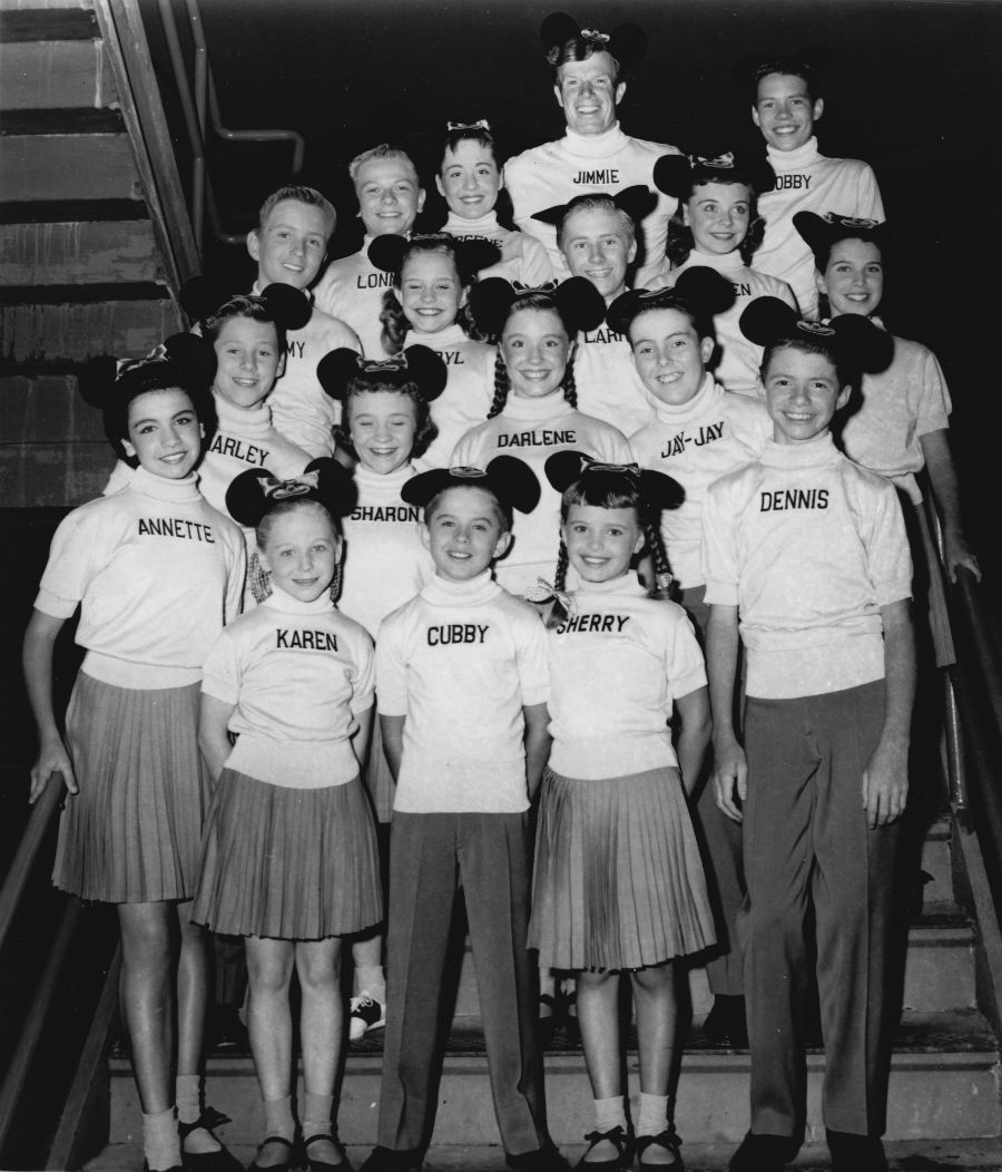 Mickey_Mouse_Club_Mouseketeers_1957.jpg