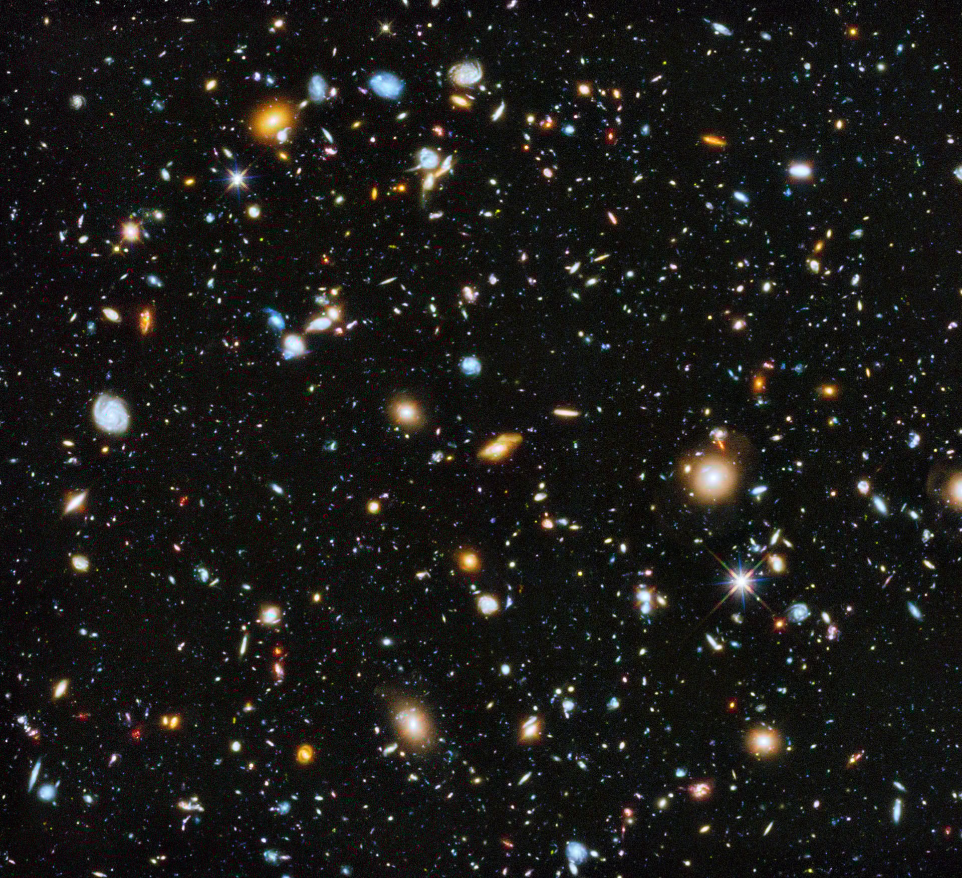 NASA-HS201427a-HubbleUltraDeepField2014-20140603-1.jpg