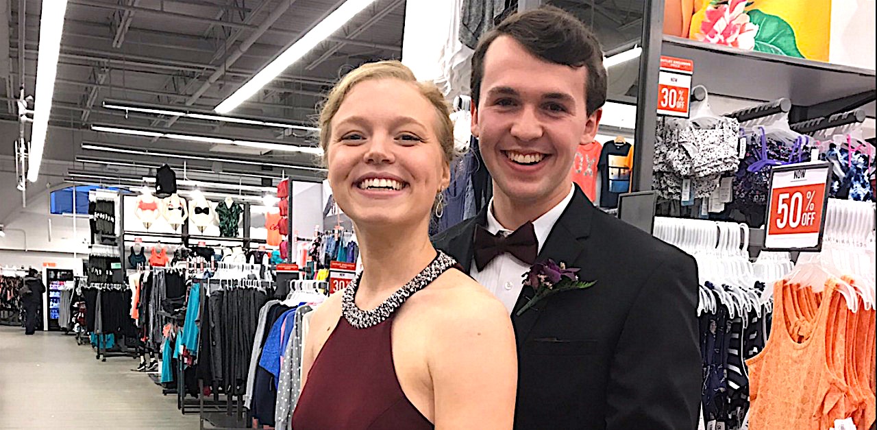 Old navy prom-Featured-2