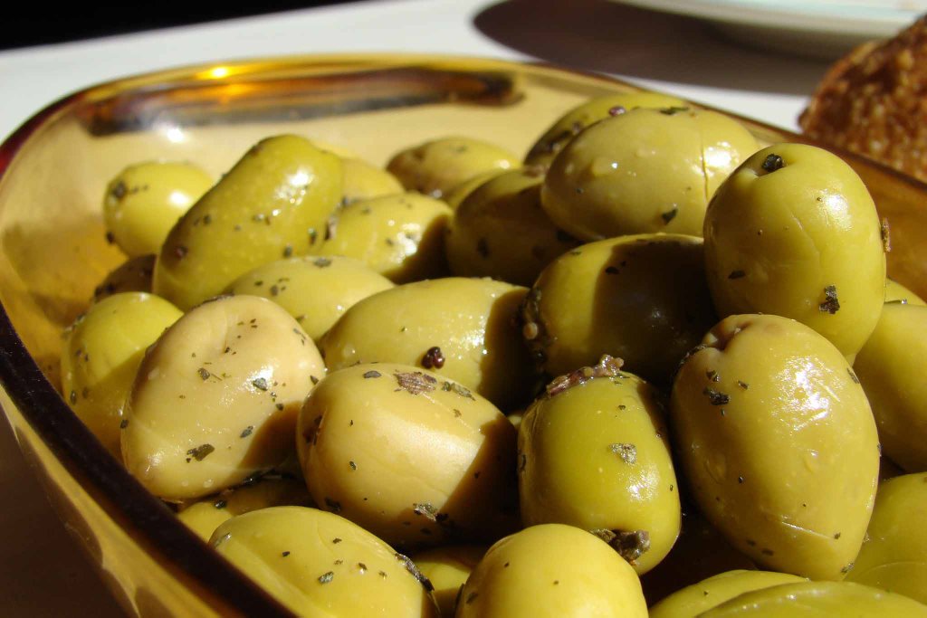 Olives_a__lape_ritif.jpg