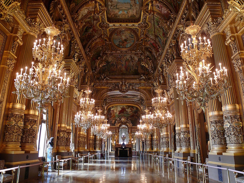 Op_ra_Garnier_-_le_Grand_Foyer.jpg