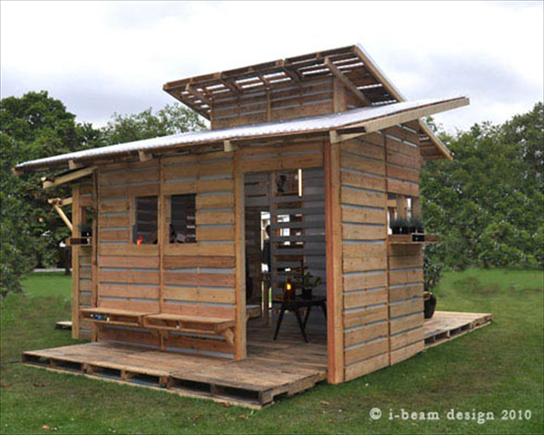 PalletHouse_2.jpg