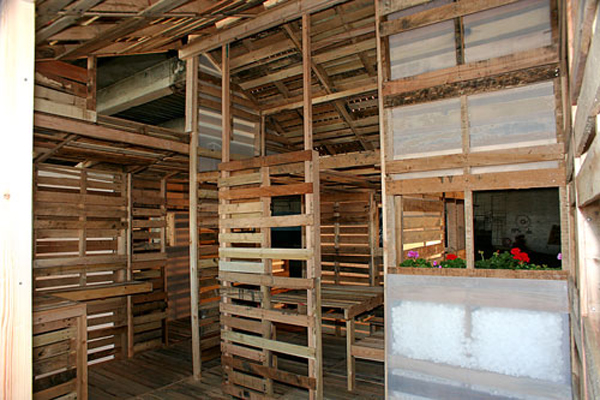 PalletHouse_3.jpg