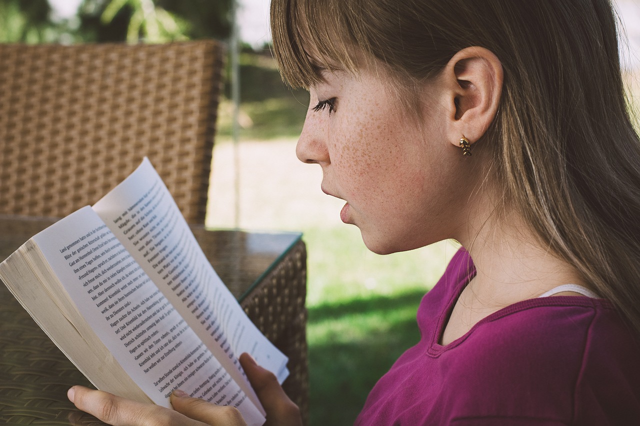 Reading Child Read Girl Learn Focus Imagine