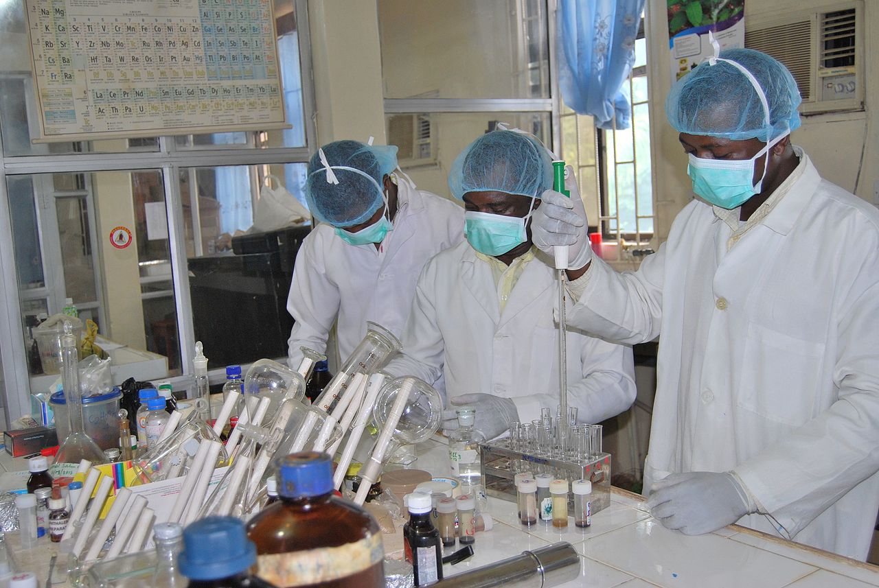 Researchers_at_work_at_paxherbal_lab_2.jpg