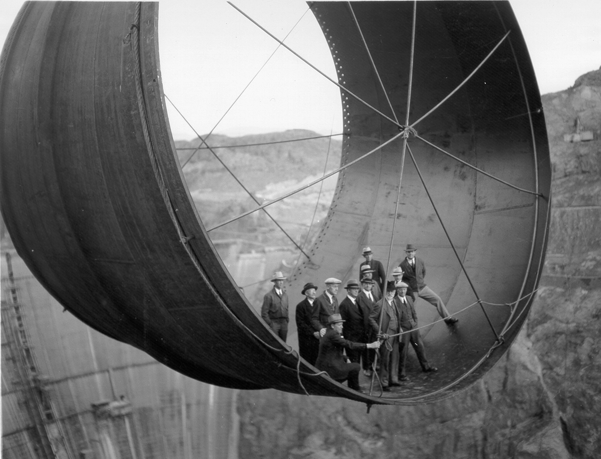 TPTM_03_Hoover_Dam_1935_BW.jpg