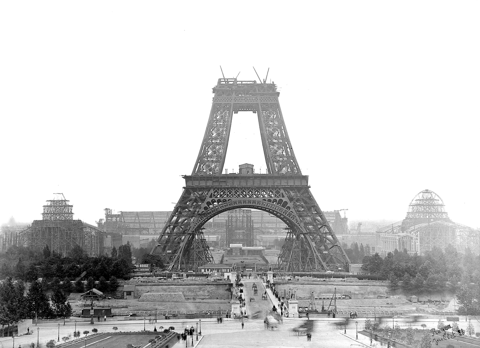 TPTM_08_Eiffel_Tower_1888_BW.jpg