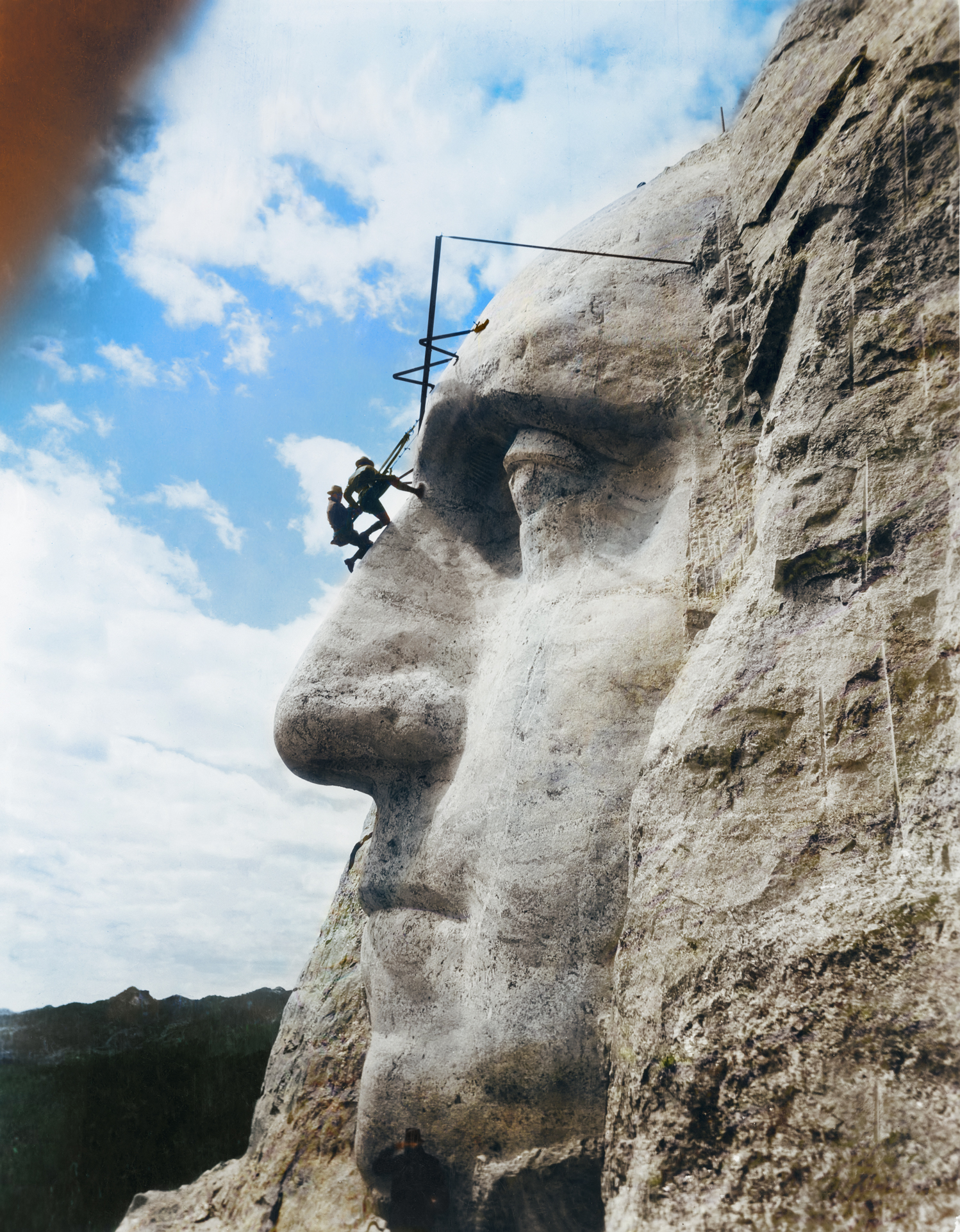 TPTM_11_Mount_Rushmore_1932_FC.jpg