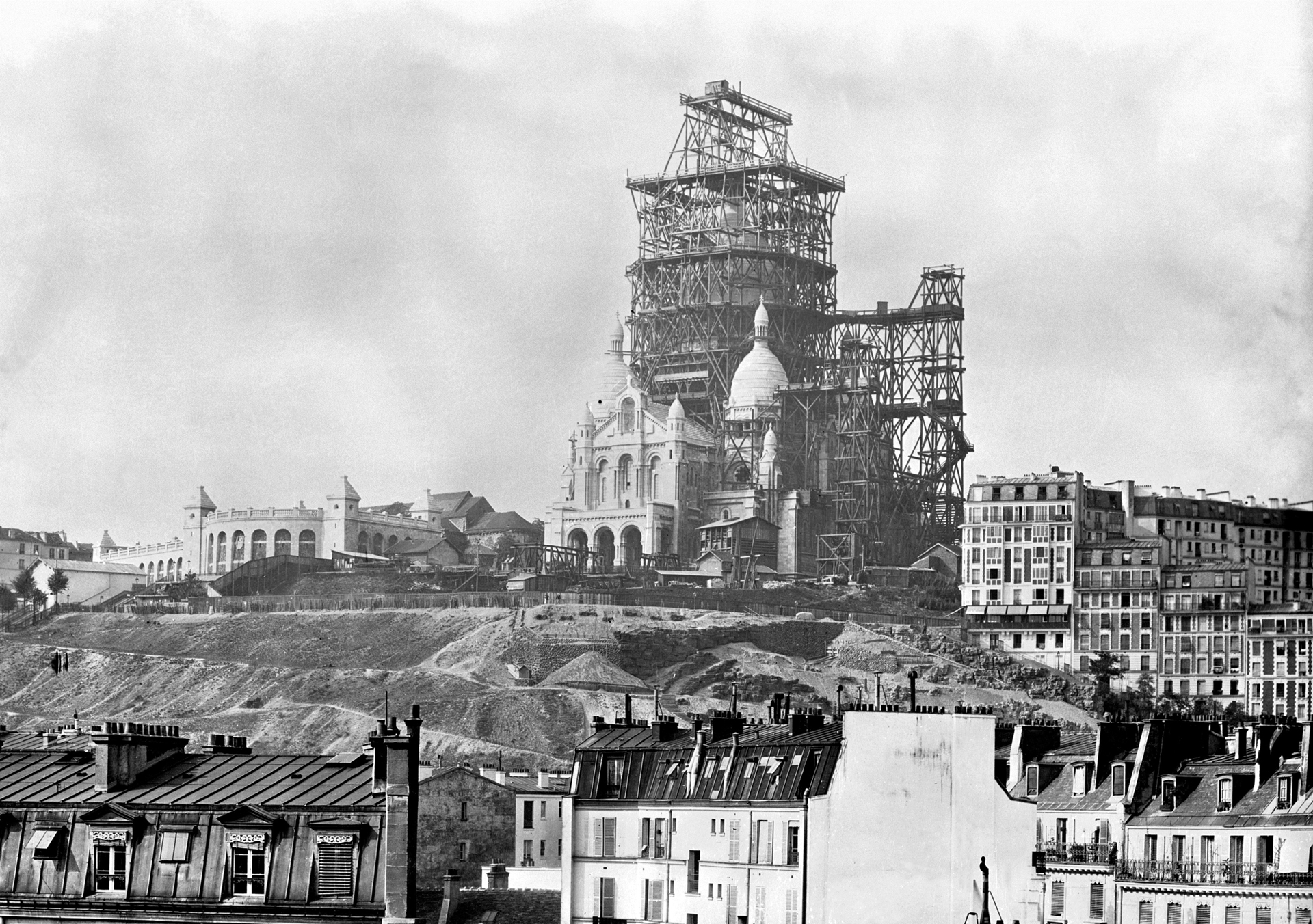 TPTM_13_Sacre_Coeur_1880s_BW.jpg