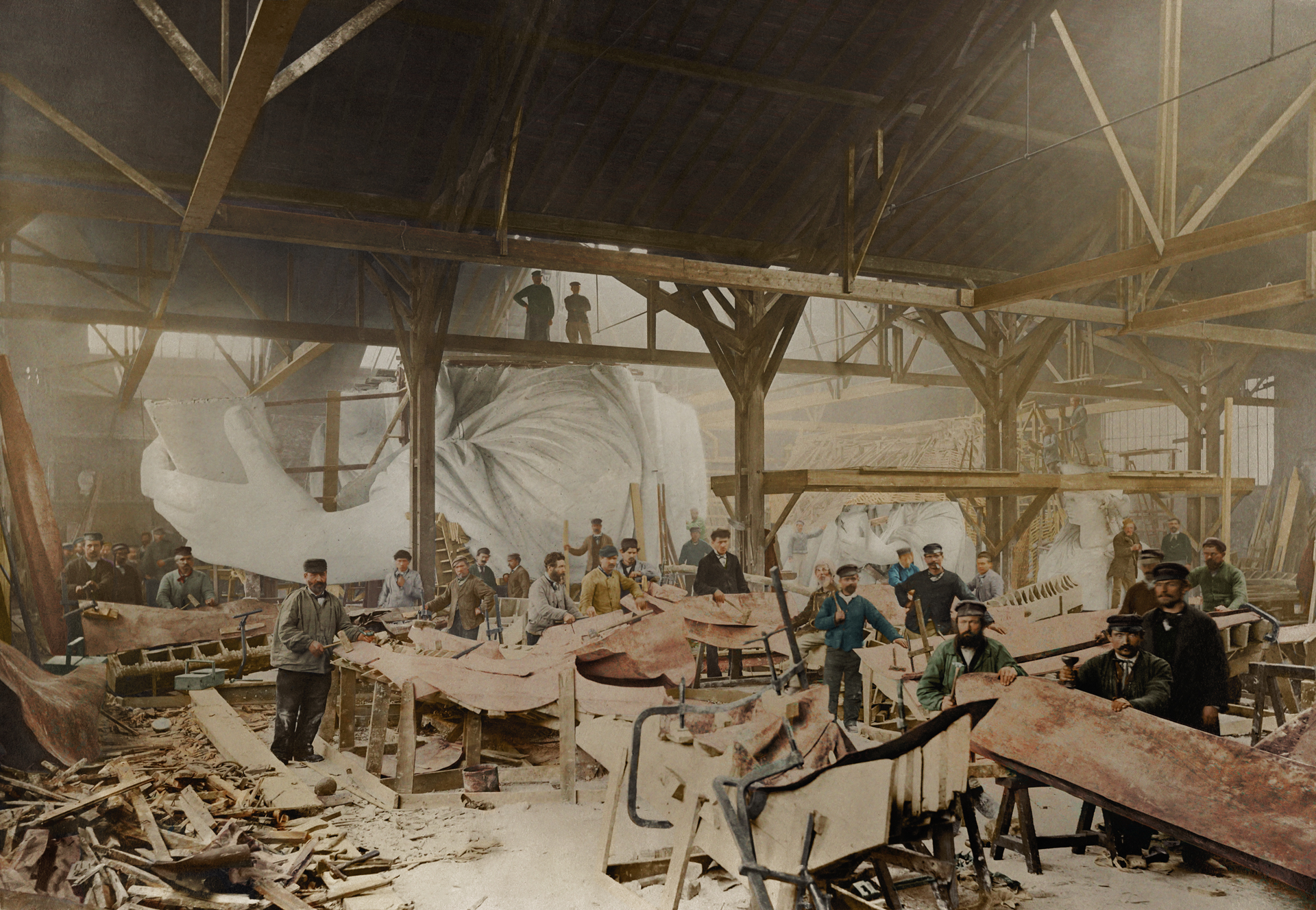 TPTM_15_Statue_of_Liberty_Workshop_1882_FC.jpg