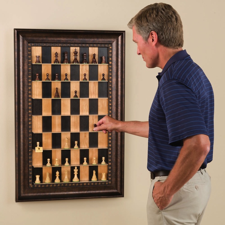 The-Vertical-Chess-Set.jpg