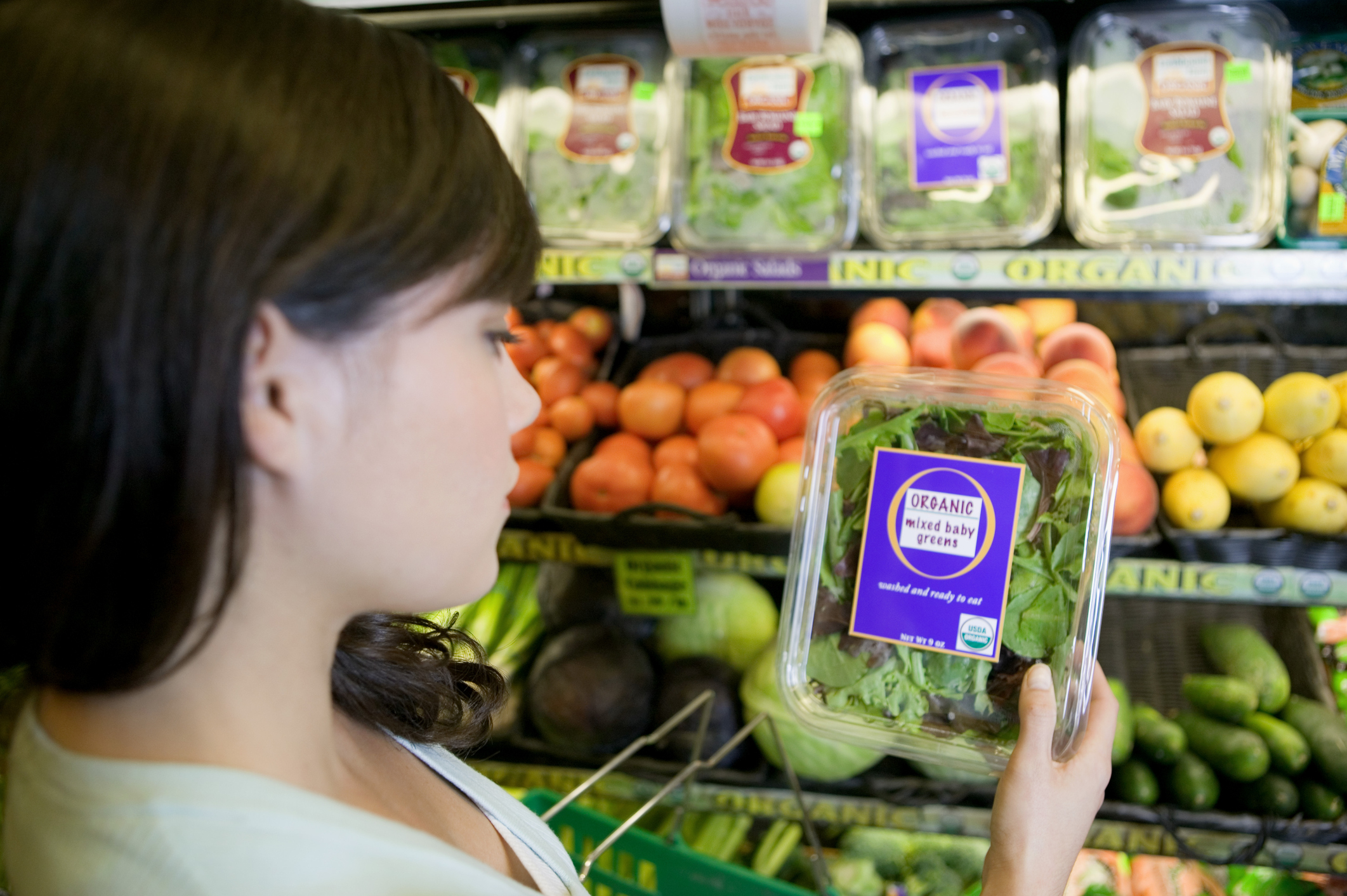 Woman grocery shopping