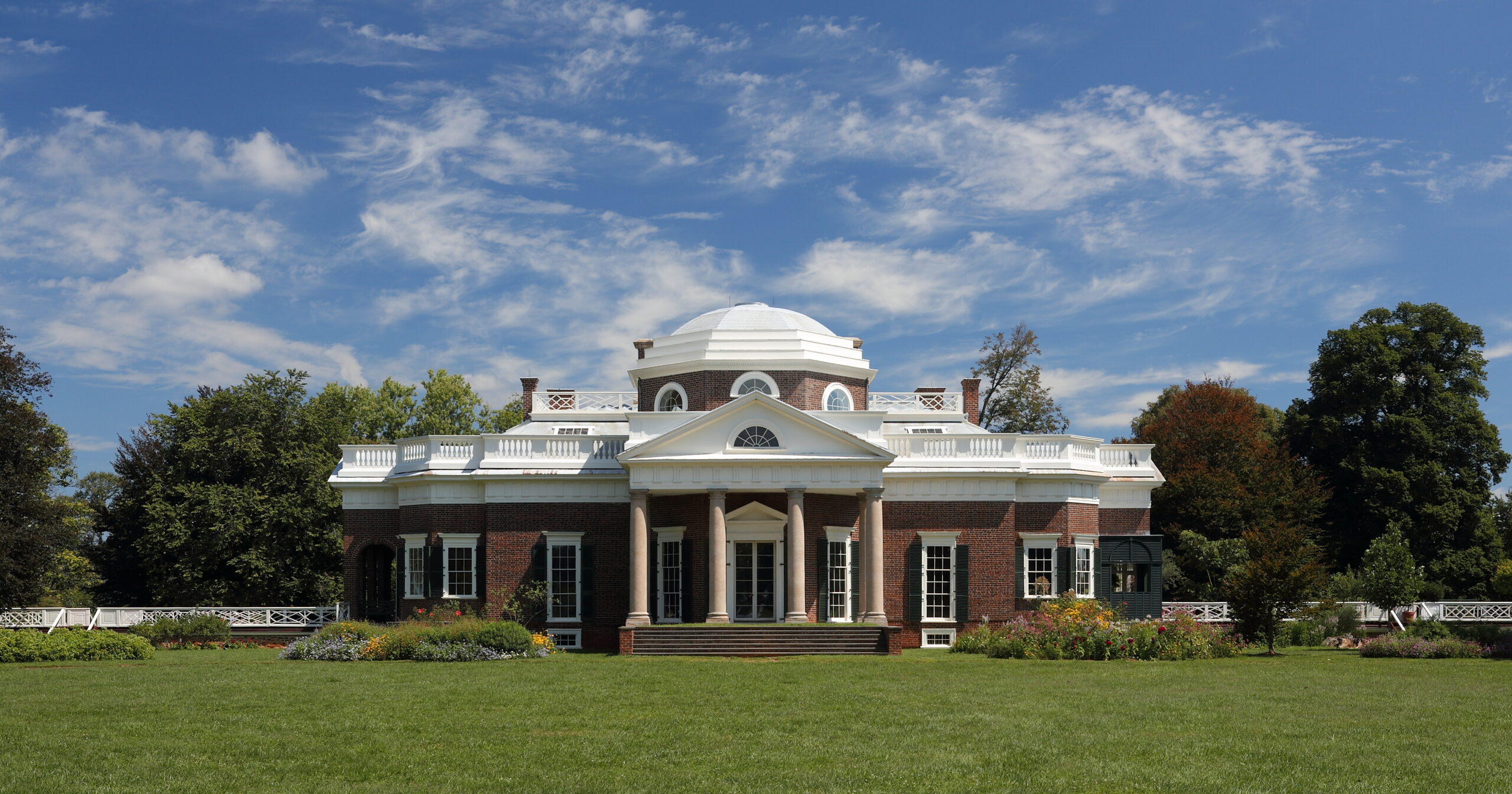 Thomas_Jeffersons_Monticello.jpg