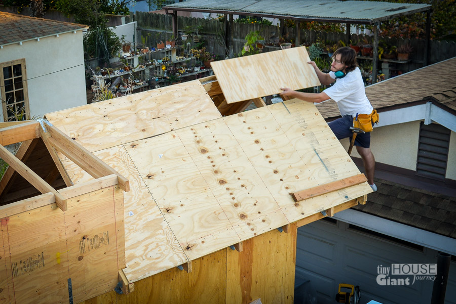 Tiny-House-Giant-Journey-Construction-0006.jpg