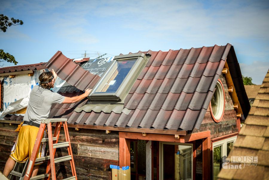Tiny-House-Giant-Journey-Construction-0011-1.jpg