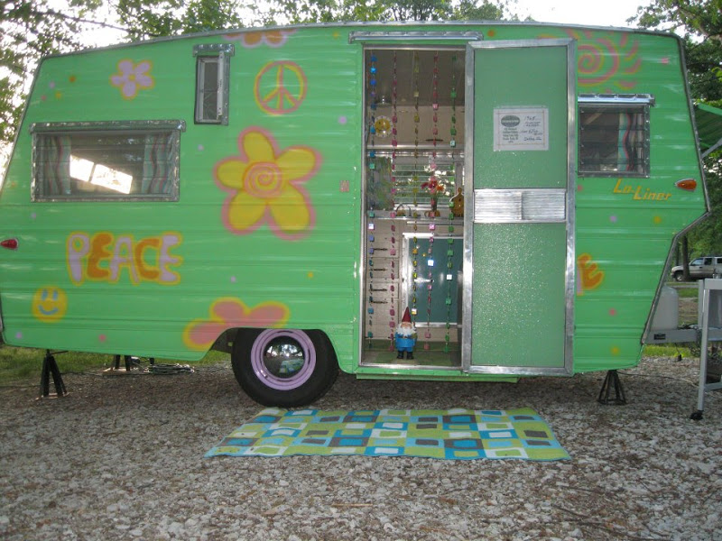 Walter-the-Hippie-Aristocrat-lo-liner.jpg