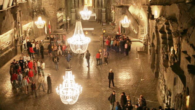 Wieliczka_salt_mine