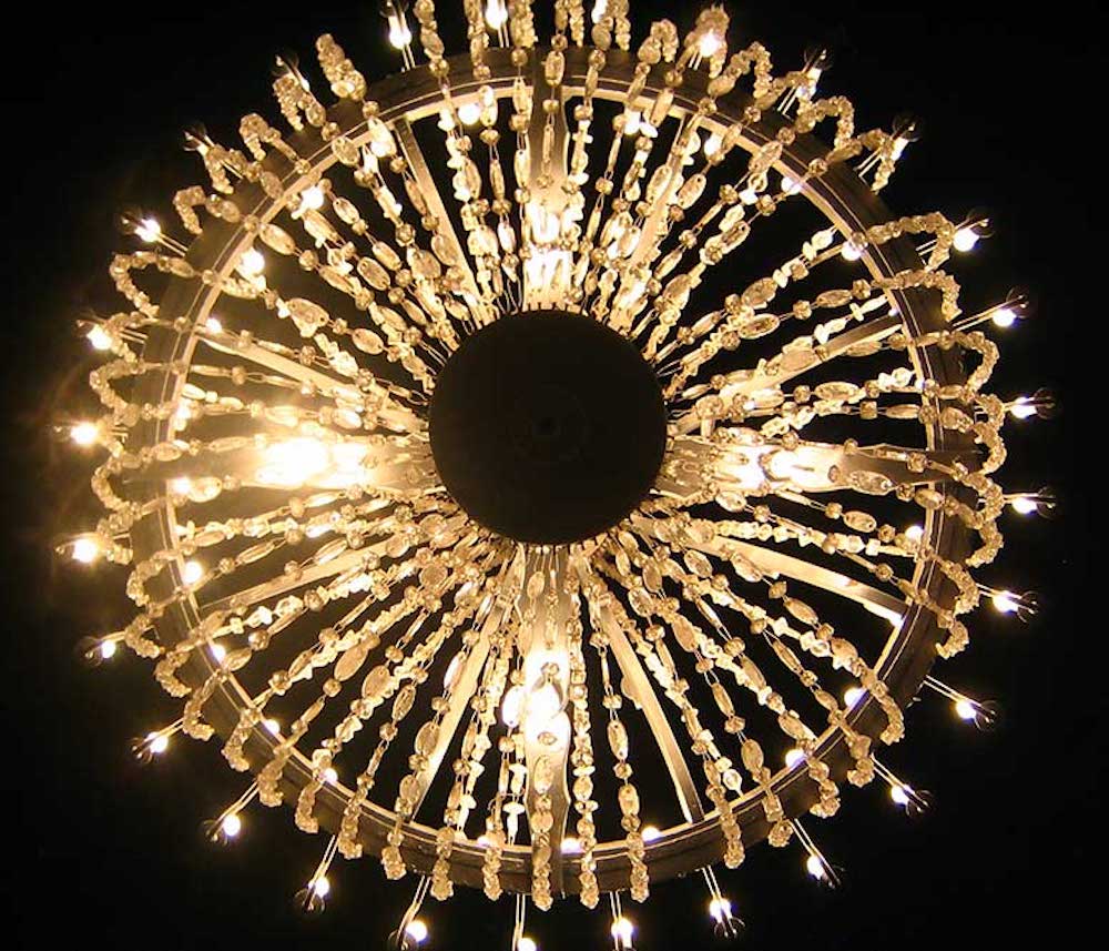 Wieliczka_salt_mine_chandelier.jpg