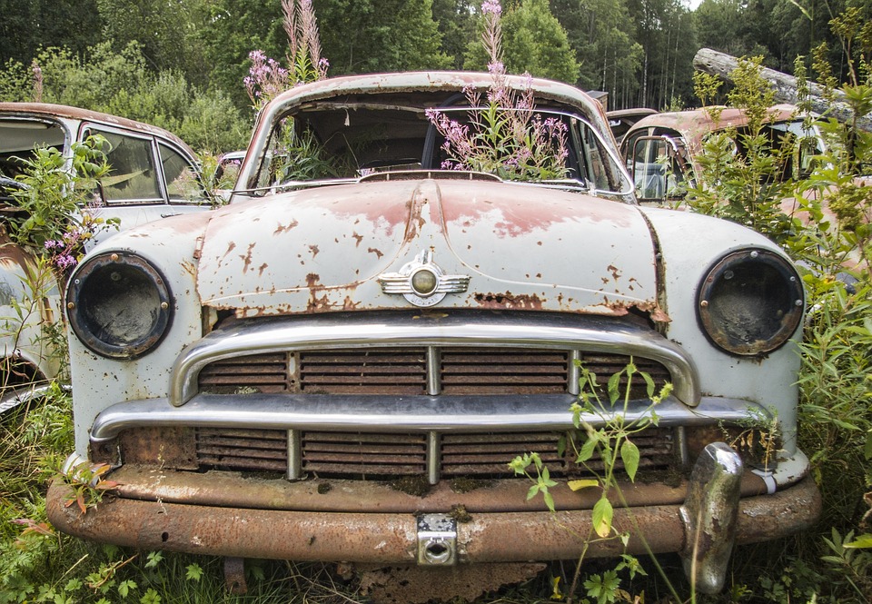 abandoned-car-3.jpg