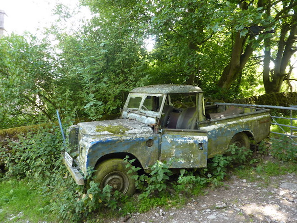 abandonedcar-13.jpg