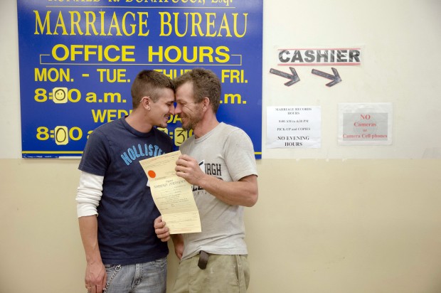 aptopix-gay-marriage-pennsylvania.jpeg2-620x412-1.jpg