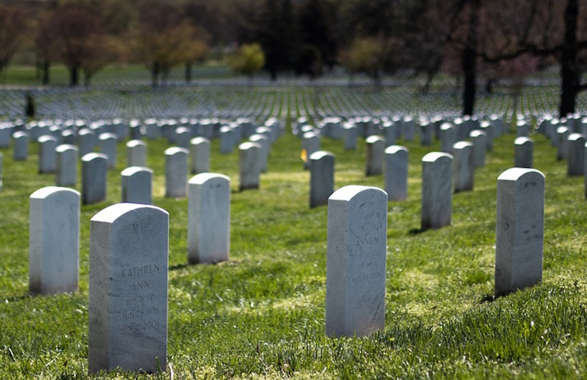 arlington-national-cemetery-2225762_960_720.jpg