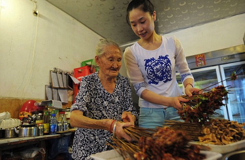 Caring Granddaughter Takes Grandma, 88, To Work Every Day