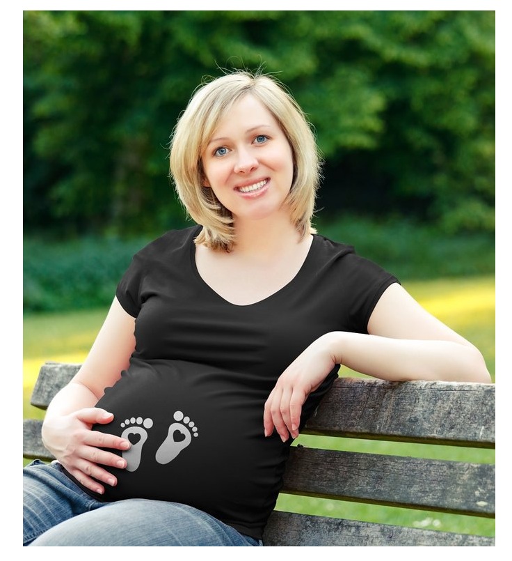 baby-footprints-tee.jpg
