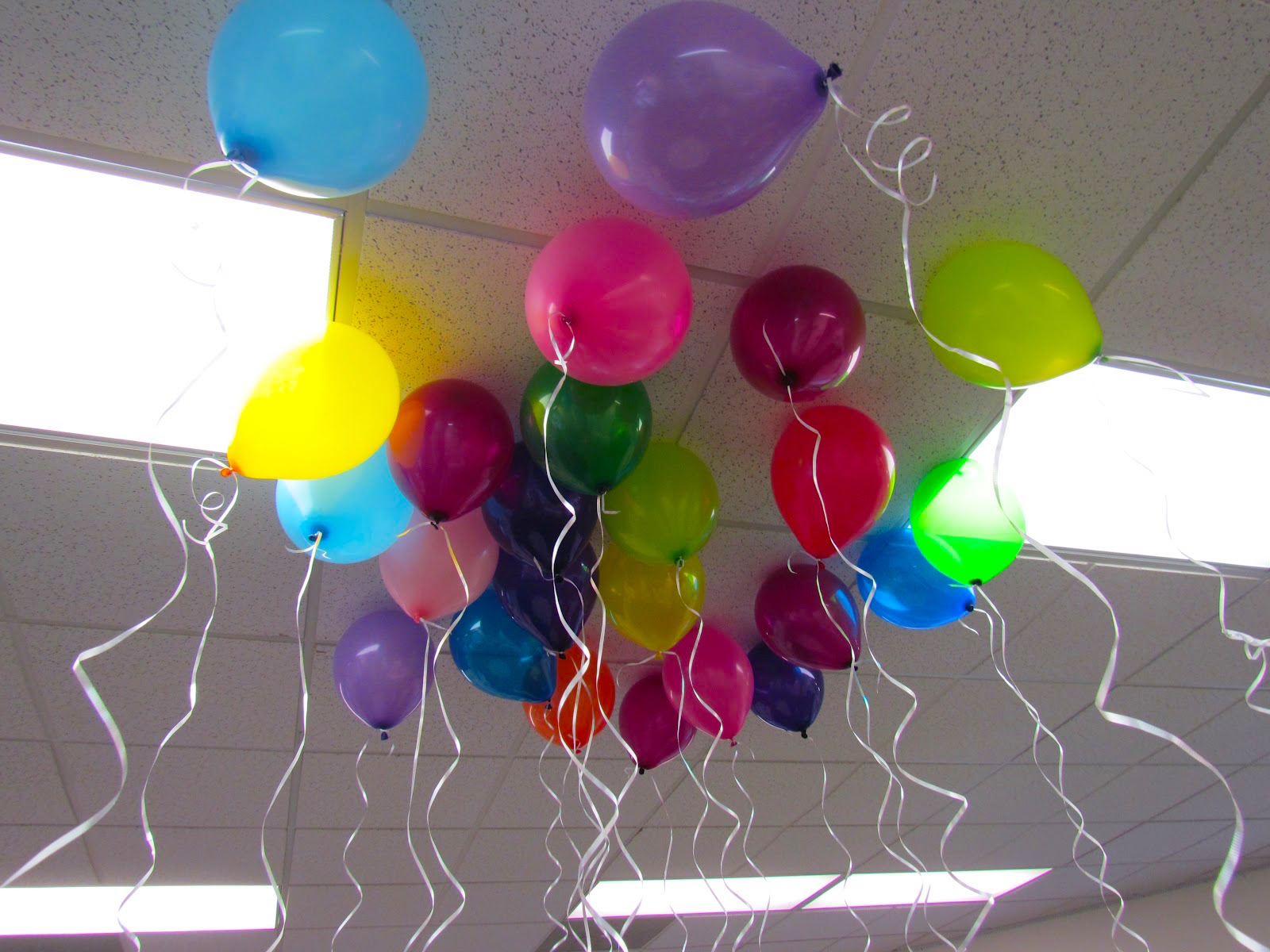 balloons-on-ceiling.jpg