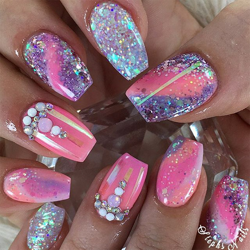 bedazzled-summer-nail-design.jpg