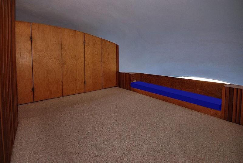 bedroom1.jpg