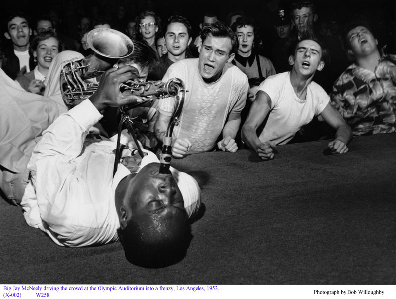 big-jay-mcneely-on-sax-olympic-auditorium-la-1953-bob-willoughby.jpg