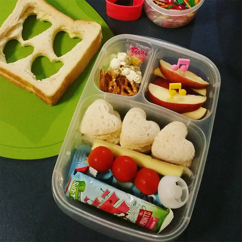 bit-of-everything-toddler-lunch-box.jpg