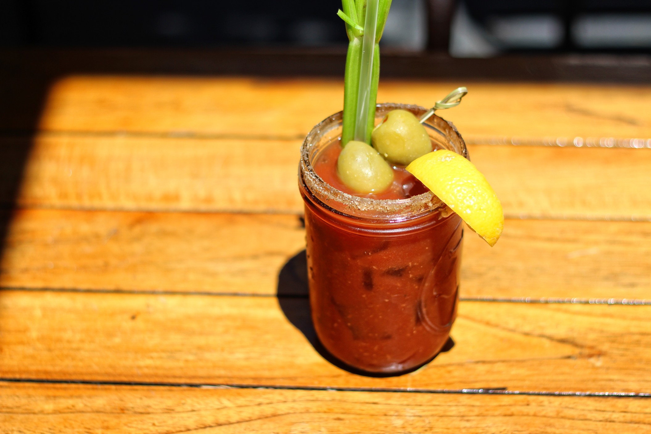 bloody-mary-cocktail-in-mason-jar_t20_wQrrl7.jpg