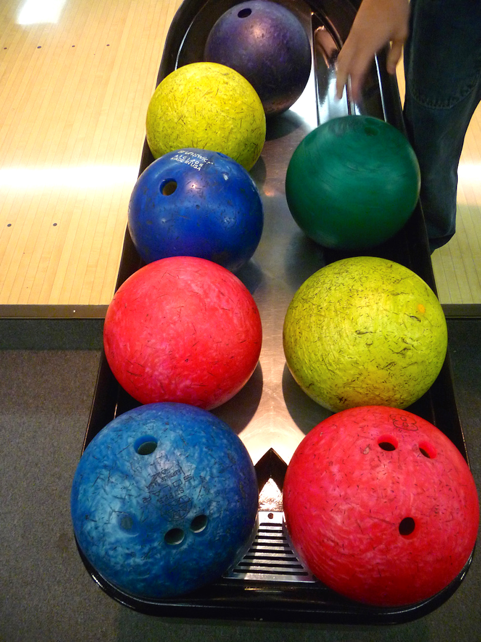 bowling-alley-dirty1.jpg