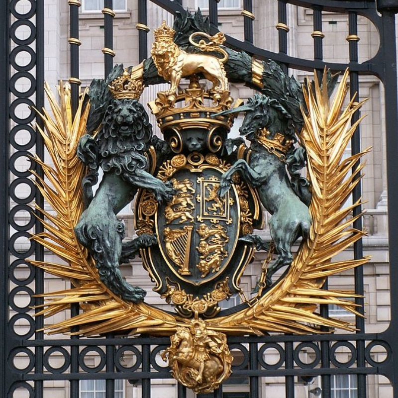 buckingham-palace-7.jpg