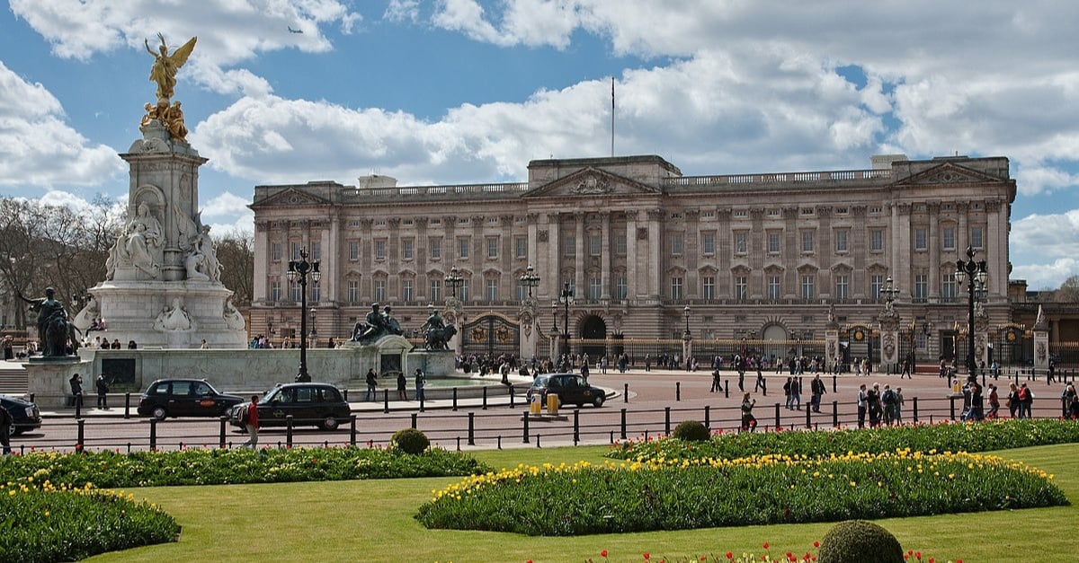 buckingham-palace